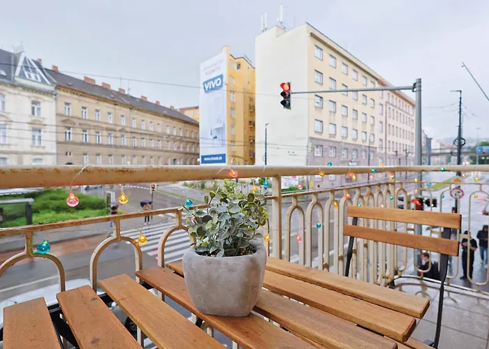 Charming Old Town Family Retreat Apartmán *