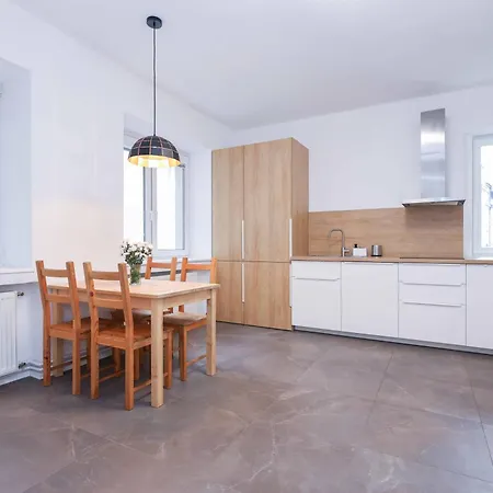 Charming Old Town Family Retreat