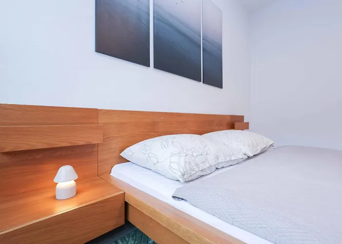 Appartement Charming Old Town Family Retreat Bratislava